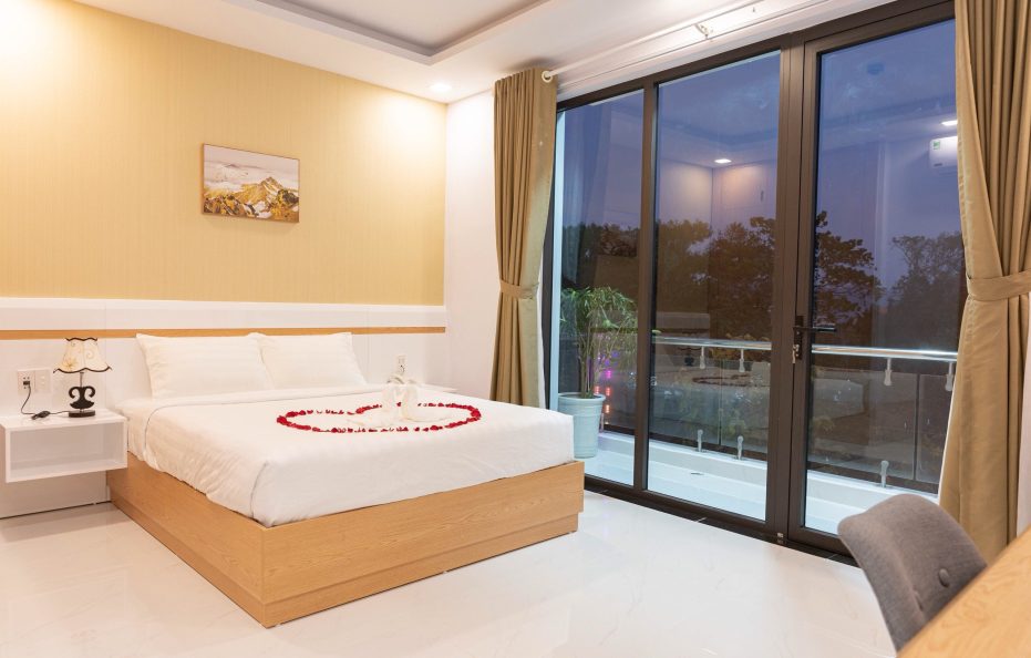 Deluxe Double Balcony