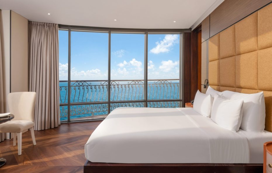 President Suite Beachfront