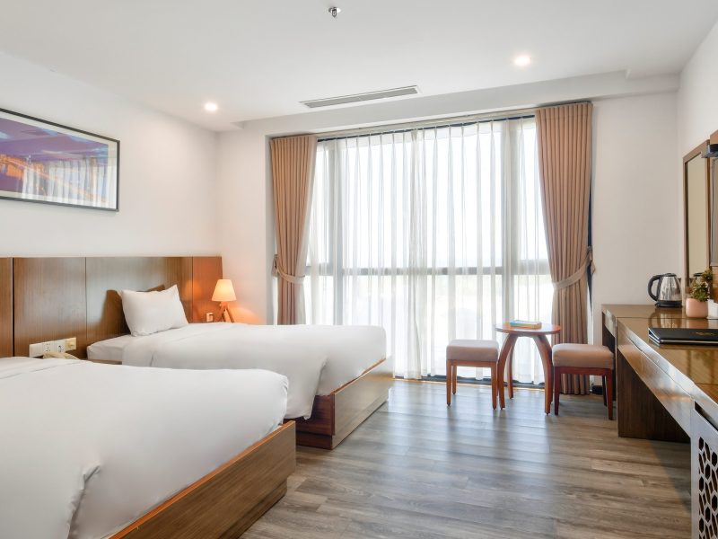 Deluxe Twin Room with windown