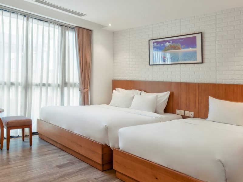 Deluxe Triple Room with window