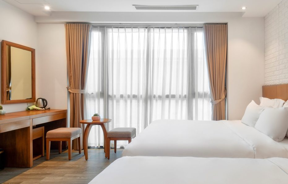 Deluxe Triple Room with window