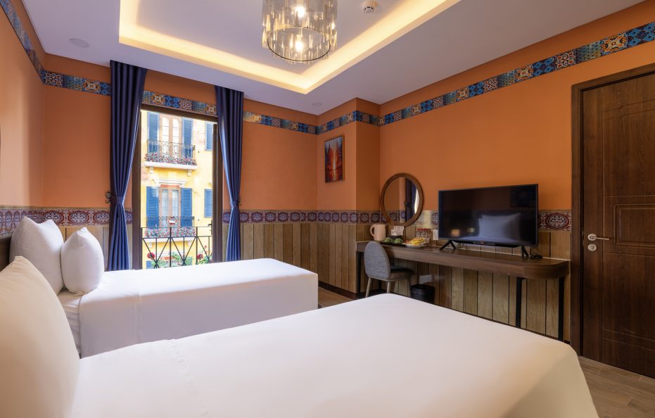 Duo Lusso, City View, 2 Twin Beds with Window