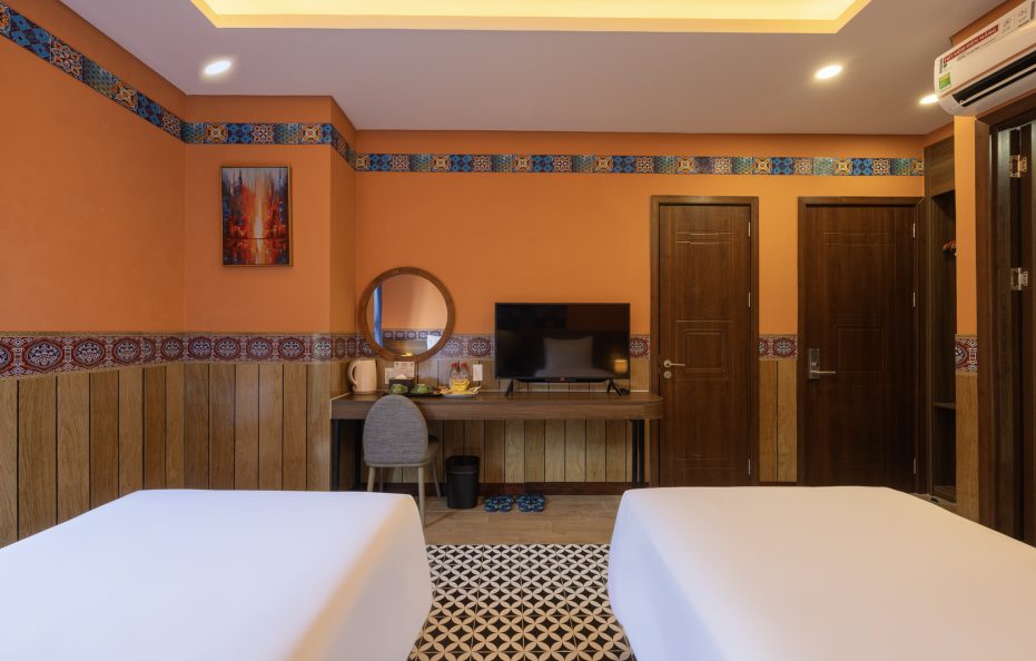 Duo Lusso, City View, 2 Twin Beds with Window