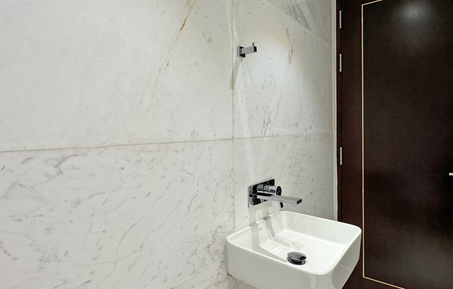 Executive Suite Beachfront