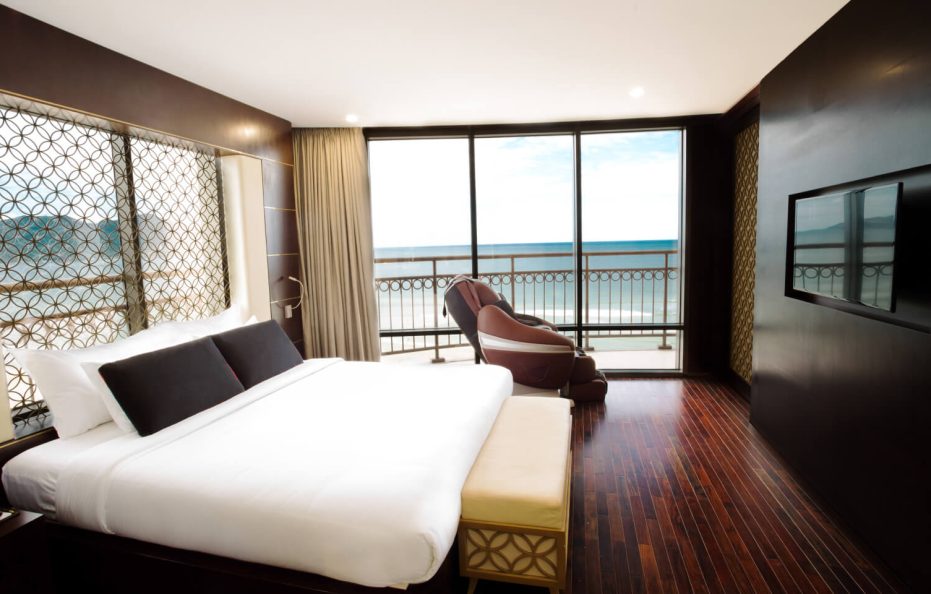 Executive Suite Beachfront