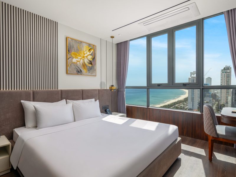 Family 2BR Partial Ocean View