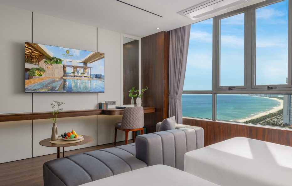 Family 2BR Partial Ocean View