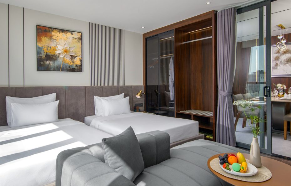 Family 2BR Partial Ocean View