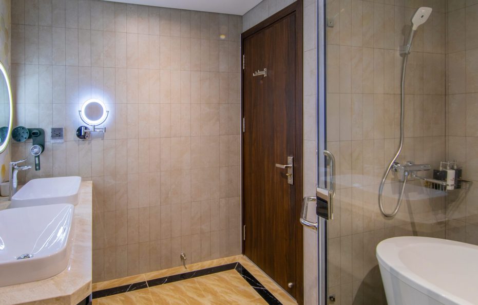 Family 2BR Partial Ocean View