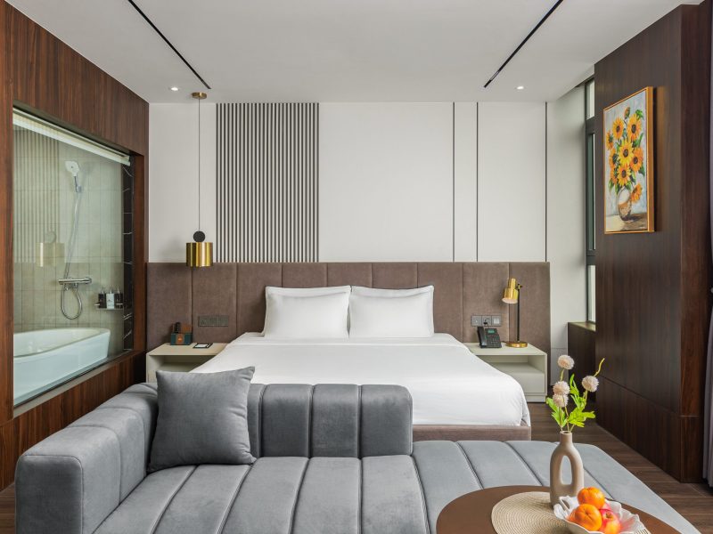 Grand Suite Partial Ocean View