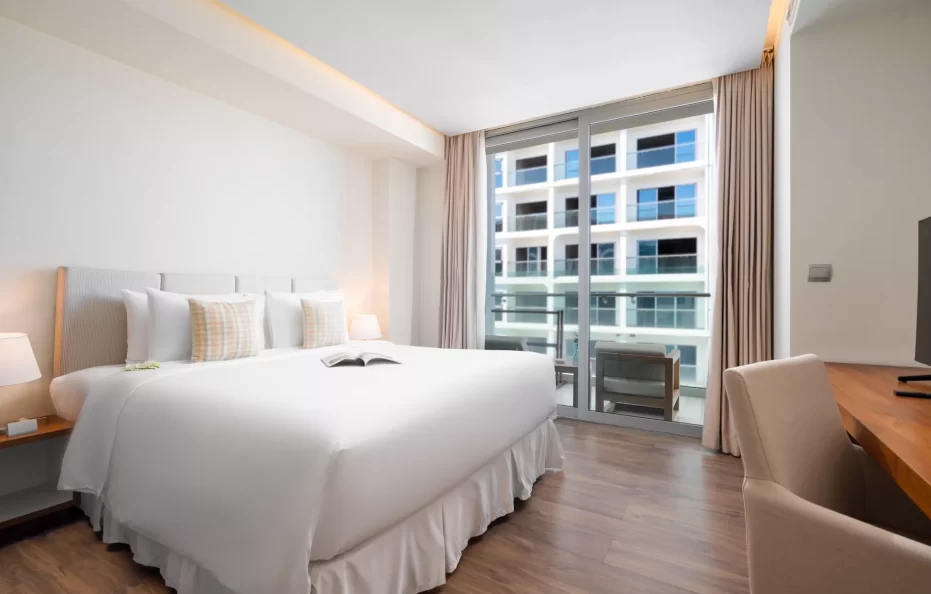 Highlight Plus Ocean Front with Balcony