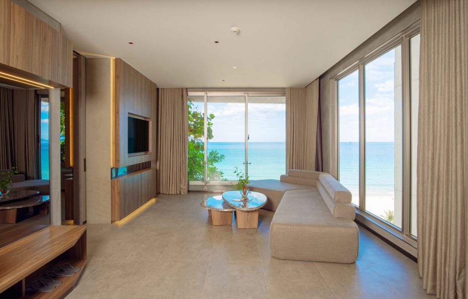 Junior Rustic Elegance Suite