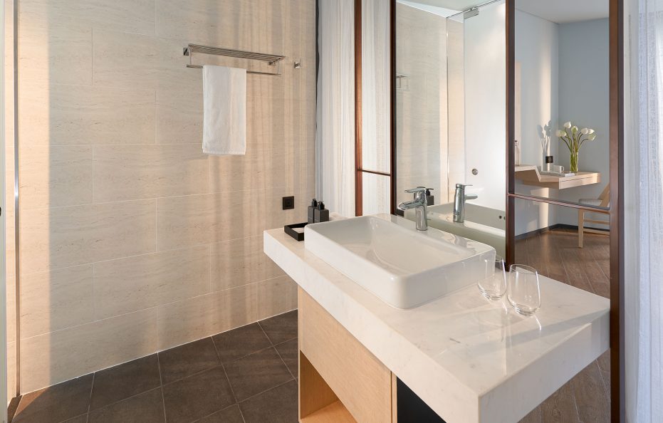 Premium Deluxe Balcony Ocean View