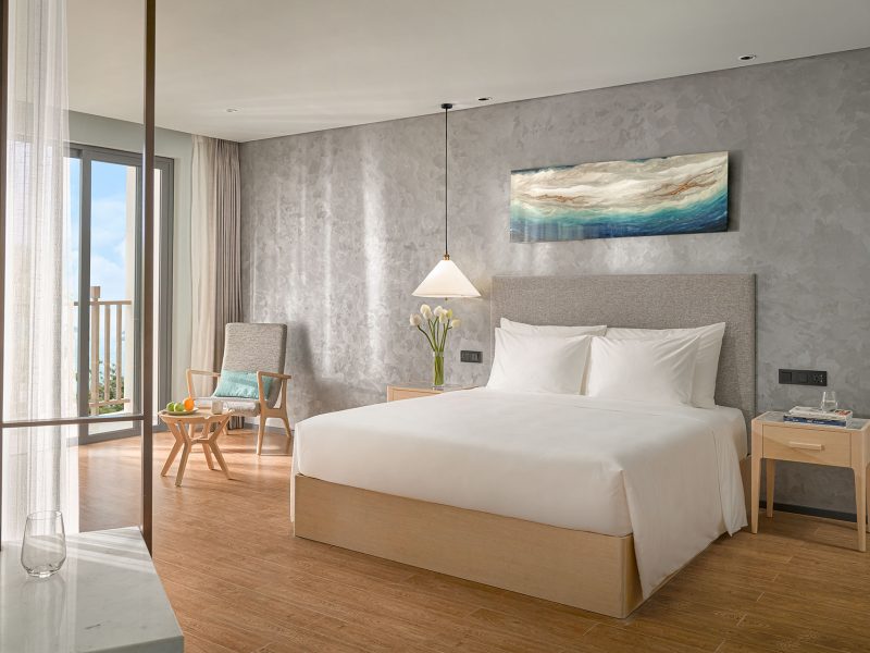 Premium Deluxe Balcony Ocean View