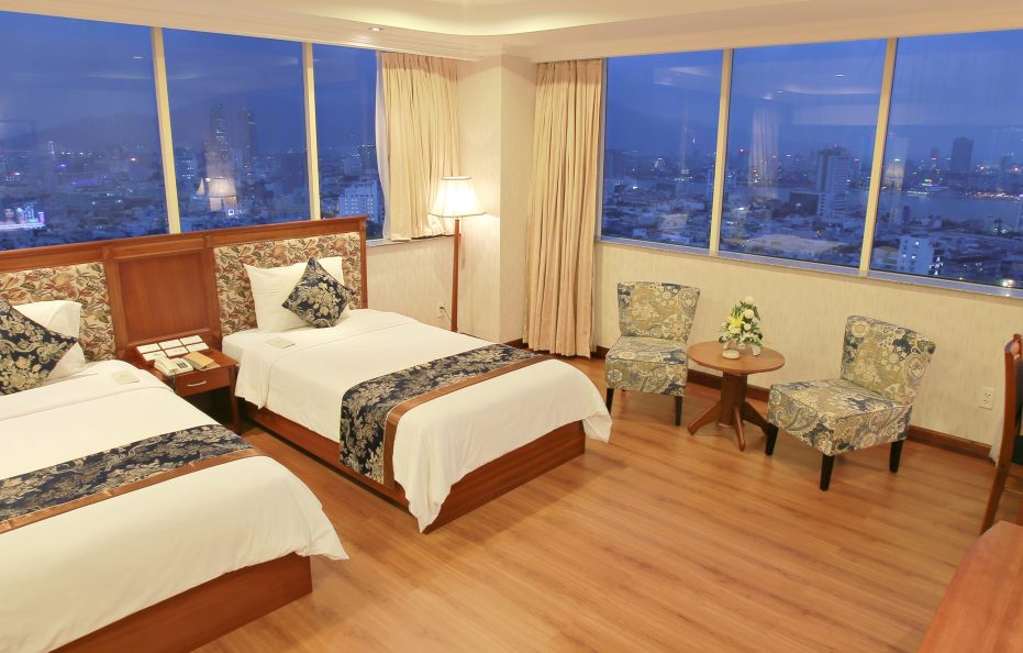 Premier Deluxe Twin/King Room