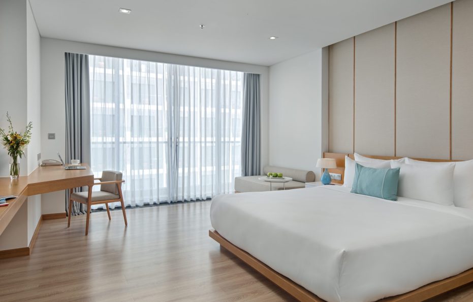 Premier Suite Partial Ocean