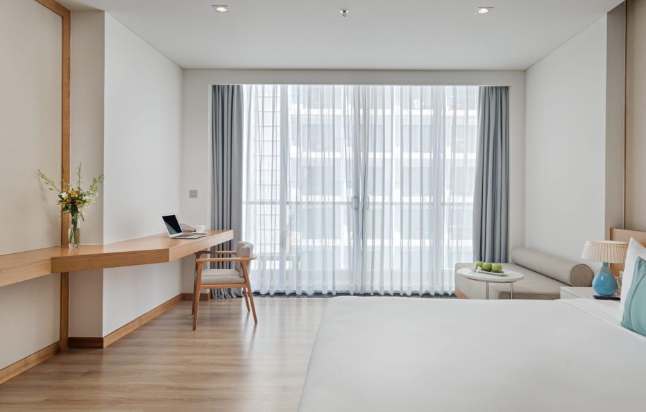 Premier Suite Partial Ocean