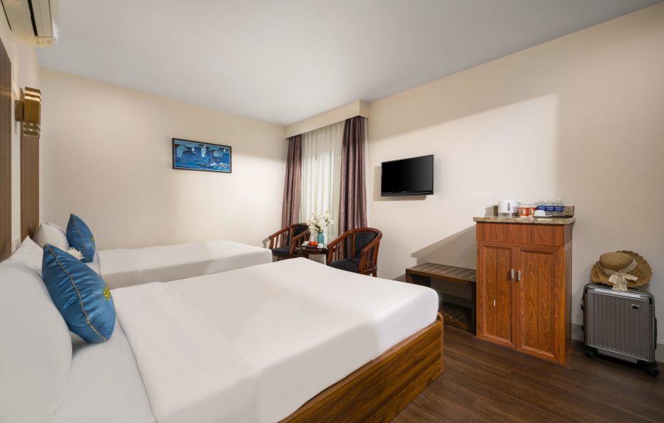 Superior Windows Room