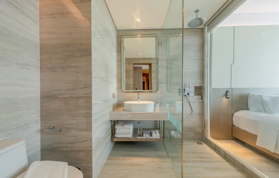 Deluxe Partial Sea View