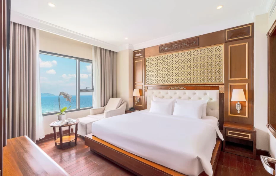 Executive Suite Ocean Front