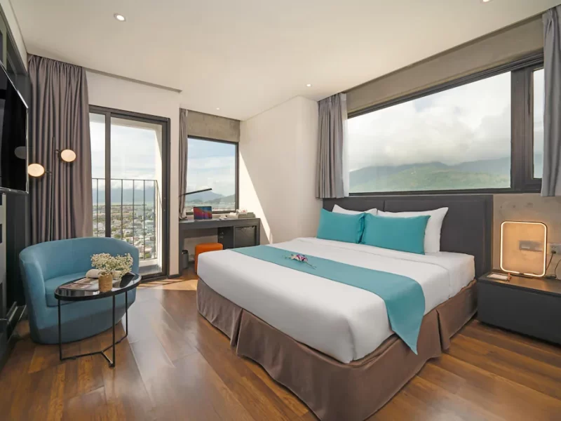 Deluxe Twin/ Double City view