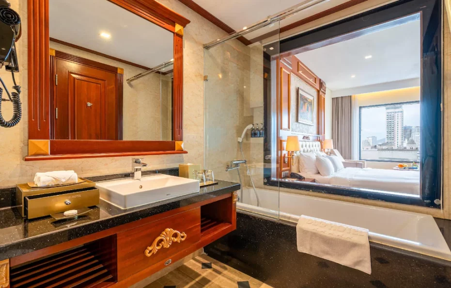 Deluxe Double Partial Ocean View