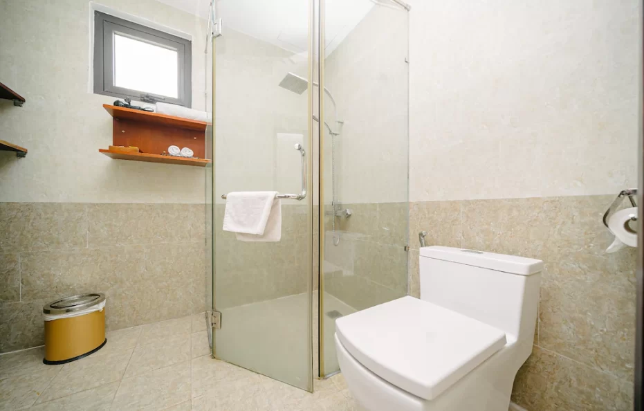 Deluxe Double Room with River & City View