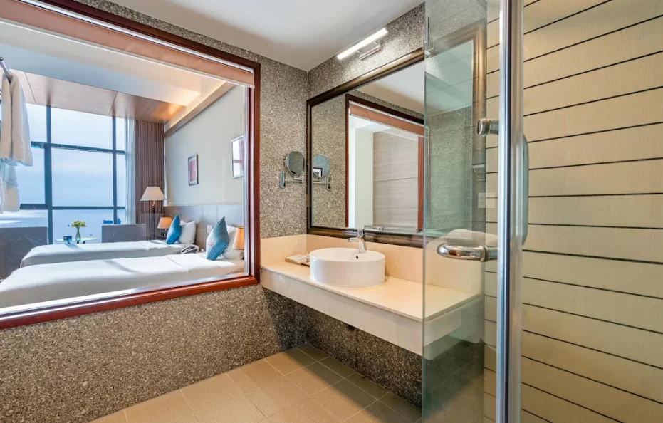 Superior Ocean View Double/Twin