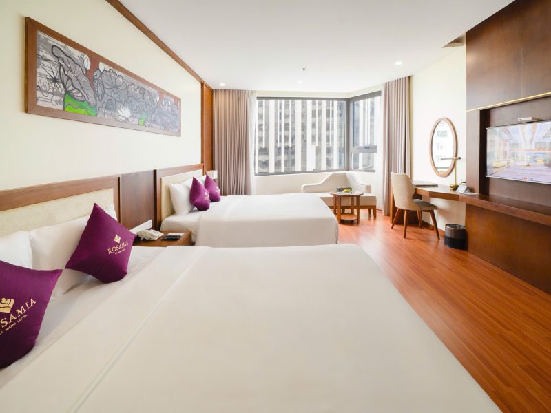 Deluxe Partial Ocean View Family