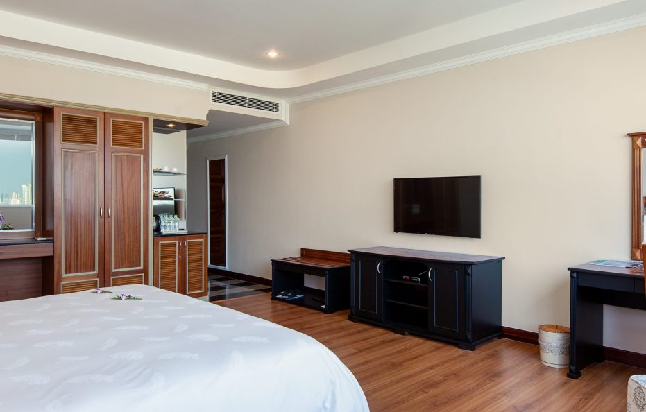 Deluxe Twin/ King Room