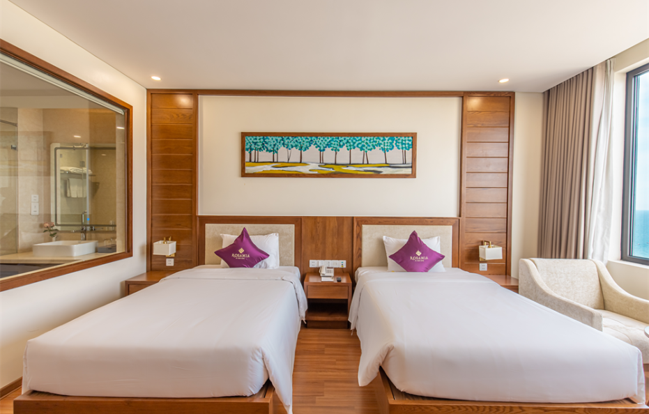 Deluxe City View Twin