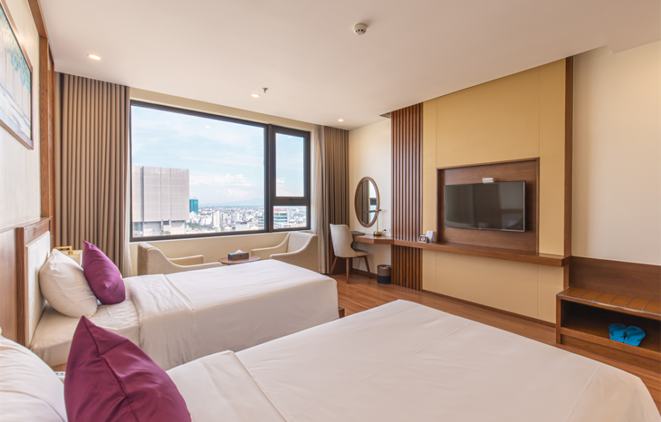 Deluxe City View Twin