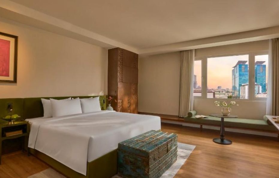 Premier City View With Bathtub