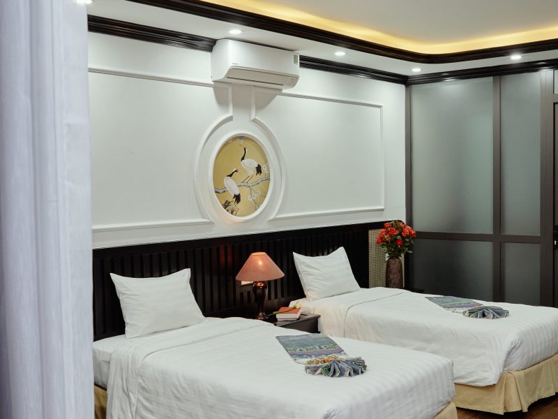 Premier Connecting (02 ngủ 01 khách)