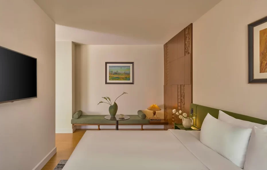 Junior Suite With Bathtub