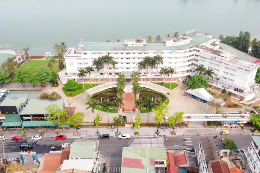 Khách sạn Century Riverside Huế
