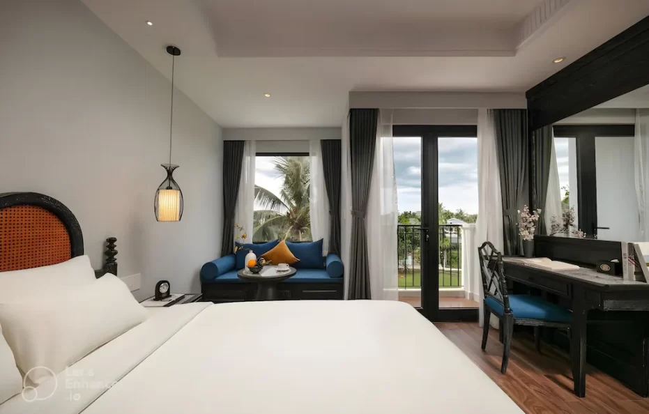 Deluxe River View