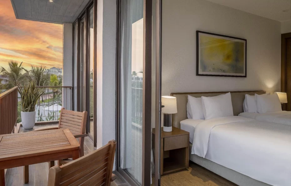 Junior Garden View Villa – 3 Phòng Ngủ