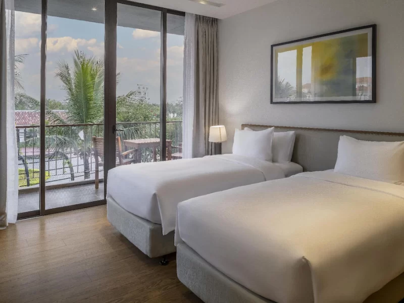 Junior Garden View Villa – 3 Phòng Ngủ