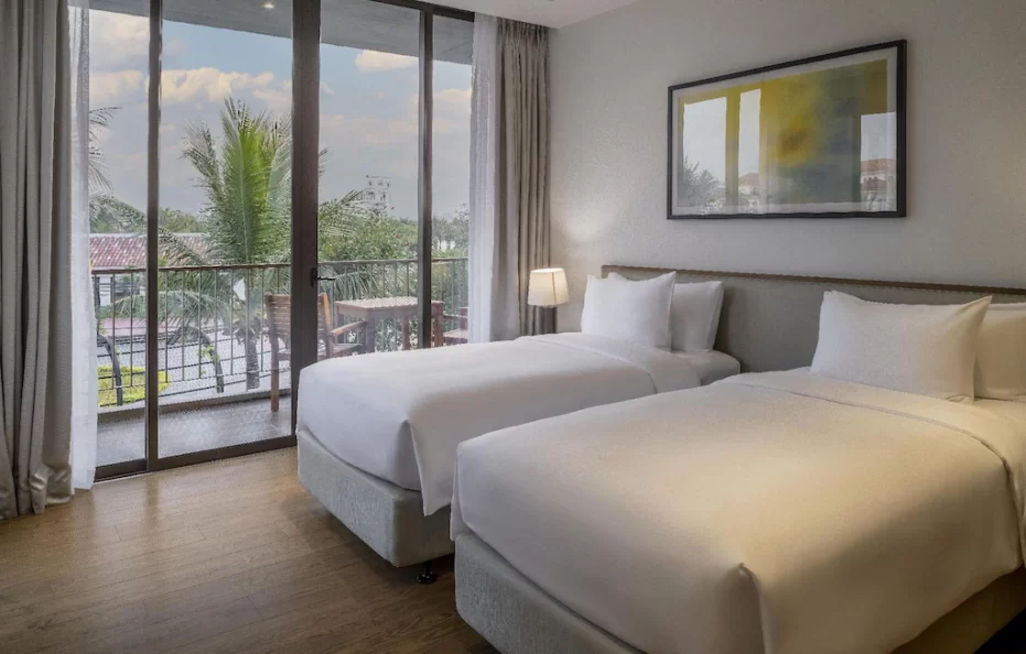 Junior Garden View Villa – 3 Phòng Ngủ