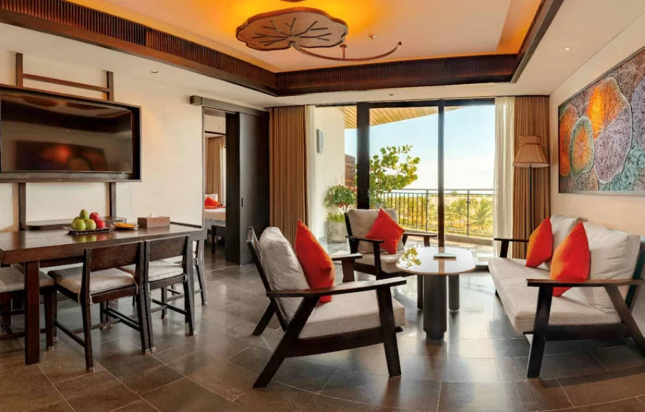 Family Suite 2-Bedroom Sea View With Children Themed Room
