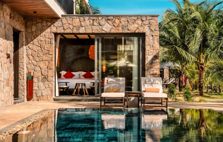 Pool Villa 4-Bedroom with Children Themed Room