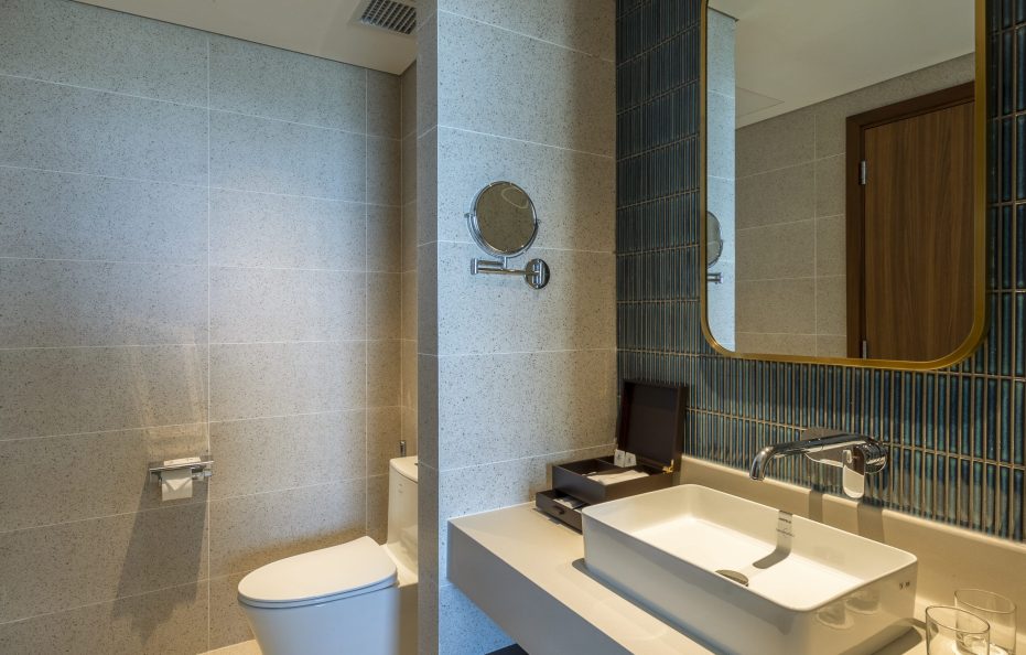 Deluxe Seaview King Double/Twin