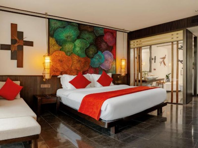 Family Suite 2-Bedroom Garden View With Children Themed Room.