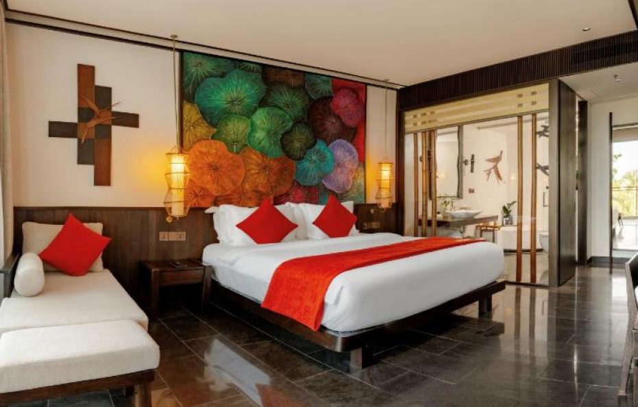 Family Suite 2-Bedroom Garden View With Children Themed Room.