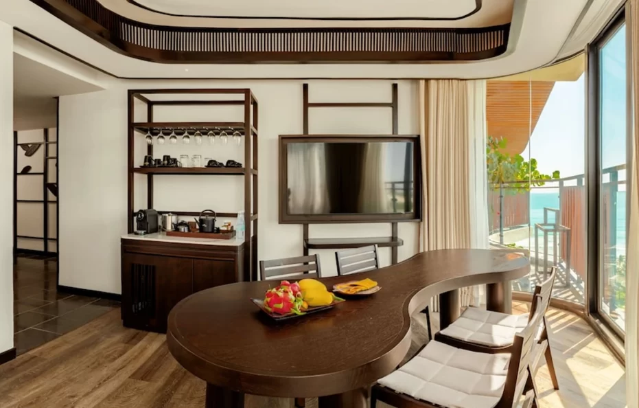 Signature Family Suite 2-Bedroom Sea View With Children Themed Room