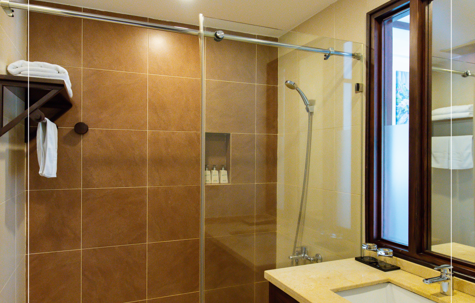 Deluxe Balcony Double/Twin