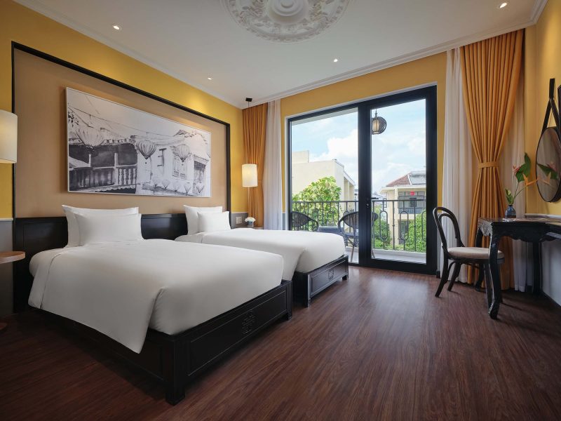 Deluxe Garden Balcony