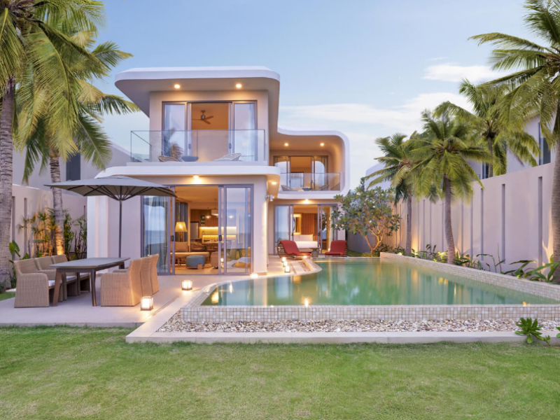 3 Bedroom Oceanfront Pool  Villa
