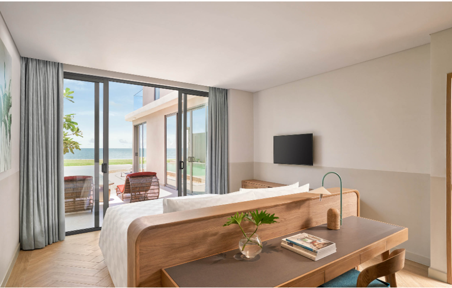 3 Bedroom Oceanfront Pool  Villa